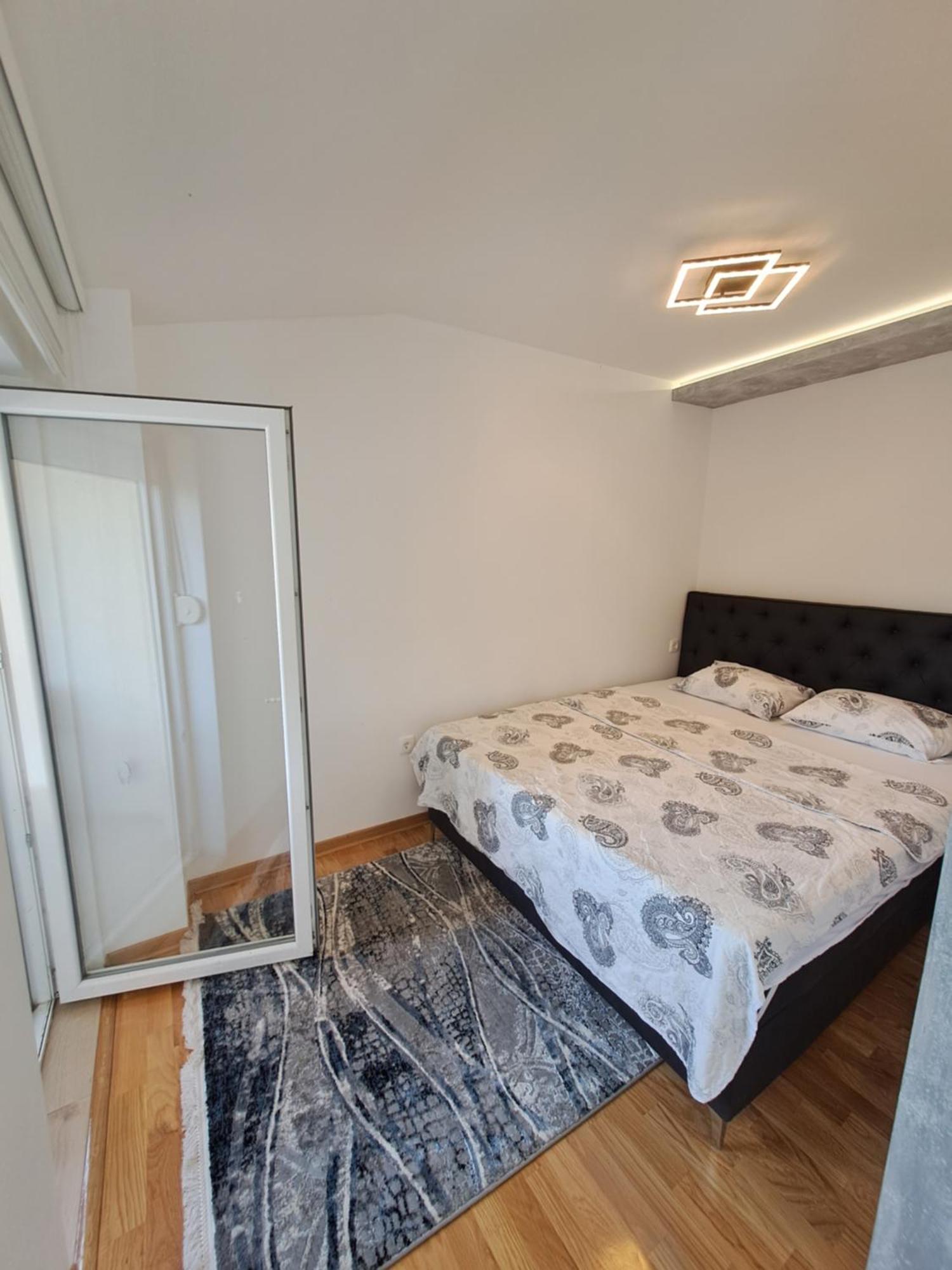Apartman Podgorica Stara Varos Vlado ภายนอก รูปภาพ